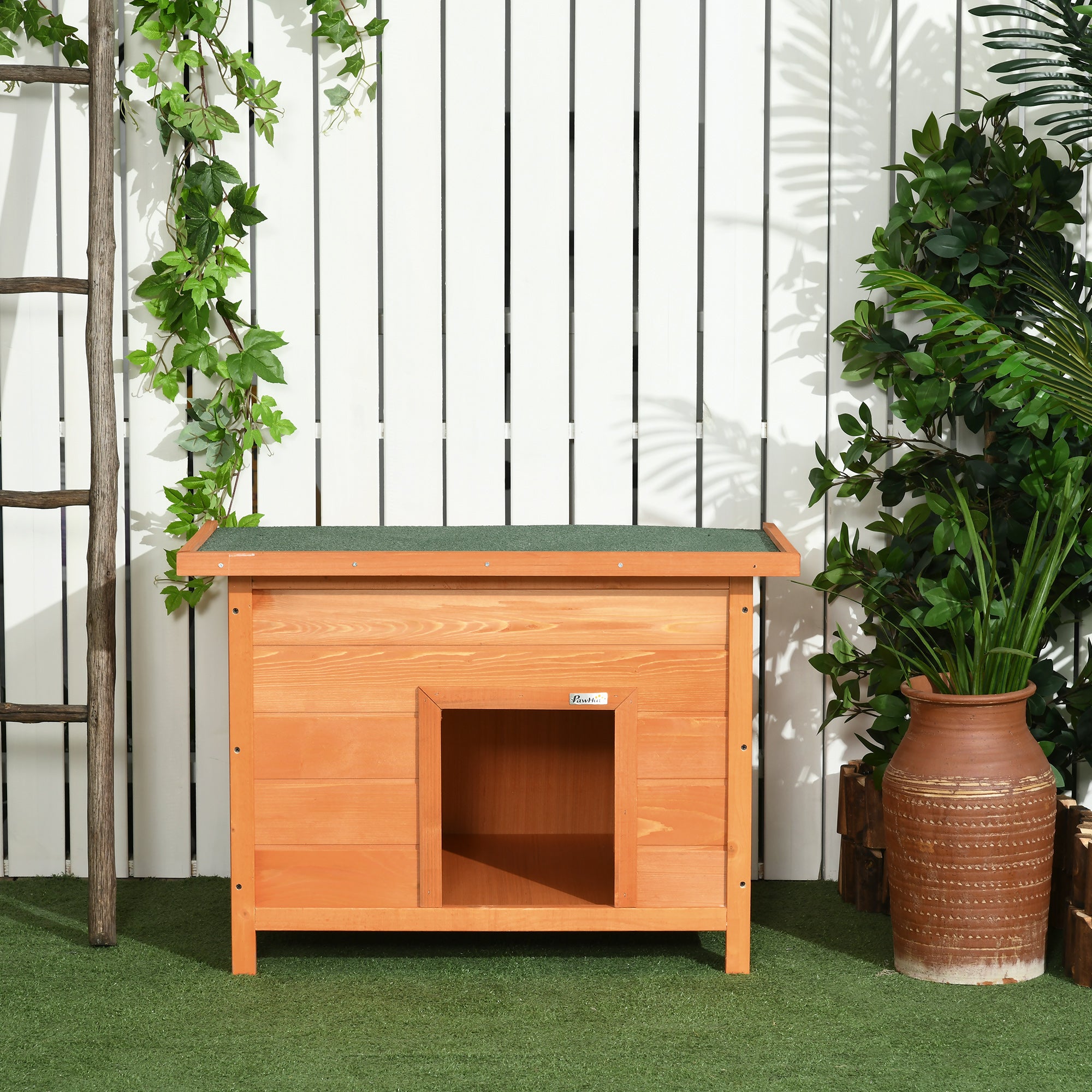 PawHut Wooden Dog House Water-resistant Elevated Pet House 82x58x58cm